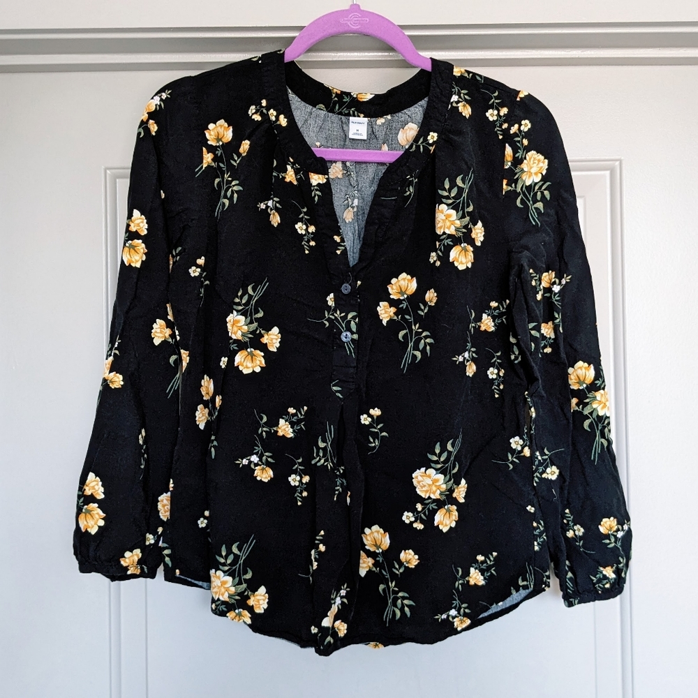 Old Navy floral black blouse